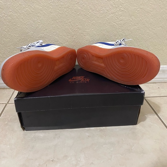 Jackie Robinson Air Force 1 - Picture 7 of 7